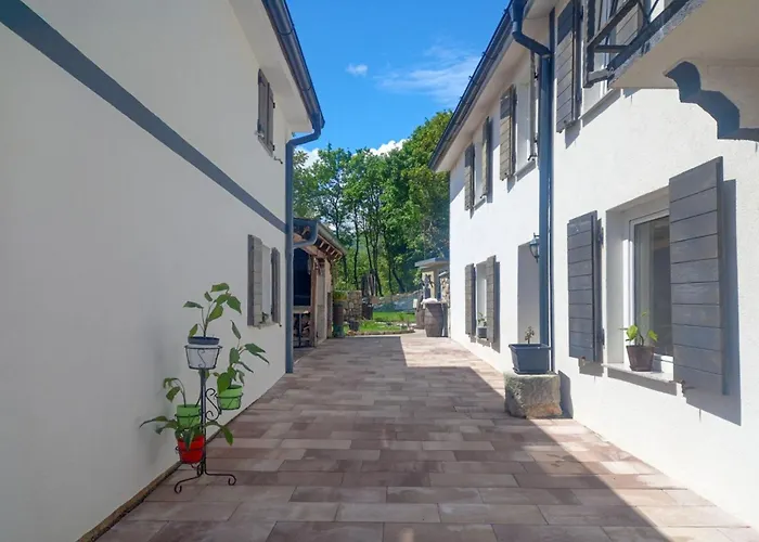 بيت للعطل Aballon By Interhome *